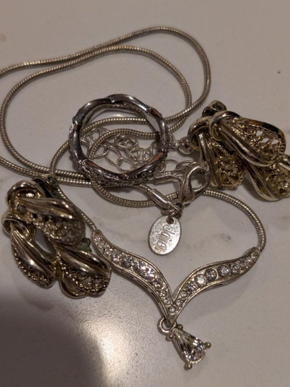 Beautiful Vintage Claire's Rhinestone Jewelry Set: Necklace, Earrings, Ring